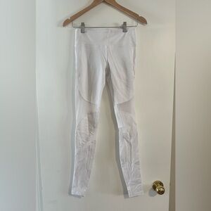 ALO Yoga White Leggings